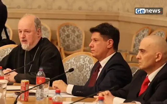 მოსკოვში ფიფიასა და ფარცხალაძის თანადაფუძნებული „ქართველებისა და რუსების ერთობის“ ფონდი წარადგინეს
