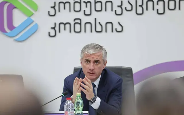 კომკომი: აკრძალული სიტყვებისა და ფრაზების სია არ არსებობს