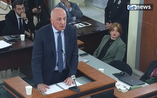 ჯაფარიძე საკონსტიტუციოში: „ოცნება“ პარტიების აკრძალვით კონსტიტუციური გადატრიალებისთვის ამზადებს ნიადაგს