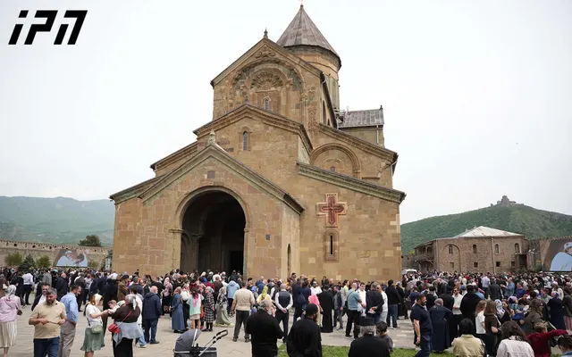 სვეტიცხოვლობას კათოლიკოს-პატრიარქი სვეტიცხოვლის ტაძარში წირვას აღავლენს