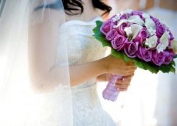 საქმრომ პატარძალს უთხრა, რომ მას უზომოდ უყვარდა კიდევ ერთი ადამიანი და მისკენ გაიხედა.. ცრემლებს და ეჭვებს ვერავინ მალავდა