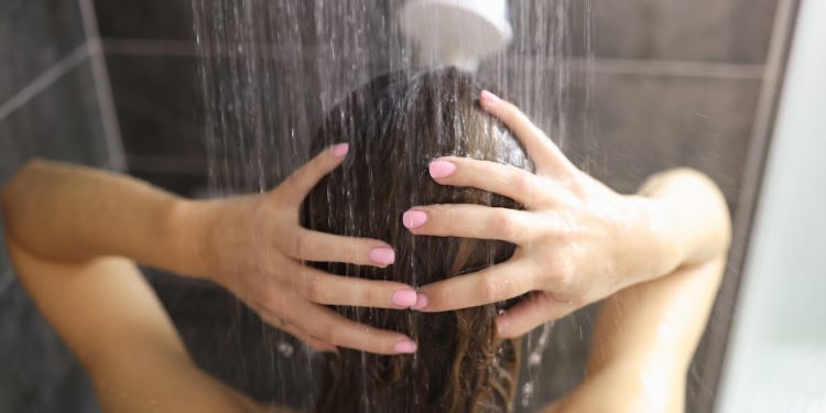 არ მეგონა ამ ამბავს ოდესმე თუ მოვყვებდი: სამამათილობ მე და ჩემს საქმროს სააბაზანოში შემოგვისწრო, თუმცა ამას წარმოუდგენელი გაგრძელება მოჰყვა