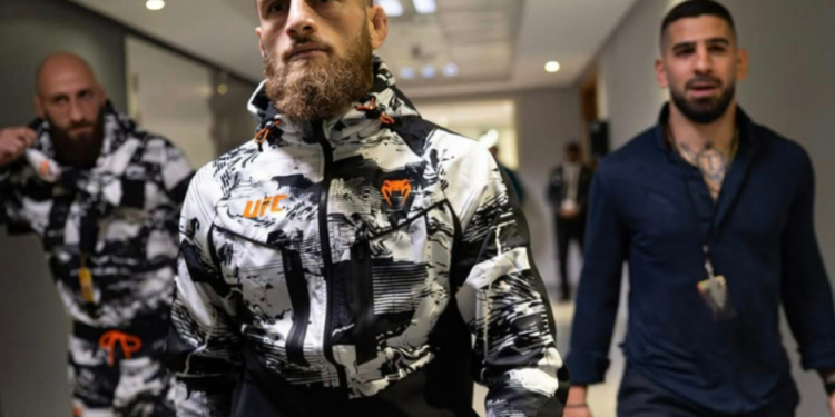 ცნობილი ხდება, რა თანხა გამოიმუშავა ალექსანდრე თოფურიამ ყაზახი მეტოქის დამარცხებით