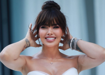 ასეთი ნაძვის ხე არავის არ აქვს – ნახეთ რა ულამაზესად მორთო შორენა ბეგაშვილმა საახალწლოდ ნაძვის ხე