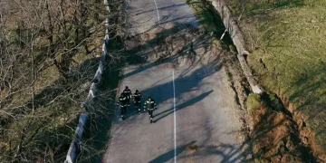 მეწყრის ჩამოწოლის გამო, ტყიბული-ქუთაისის ცენტრალური ავტომაგისტრალი დაზიანდა, რის გამოც ავტოსატრანსპორტო მოძრაობა შეზღუდულია